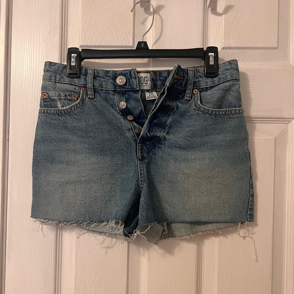 BDG Urban Outfitters blue jean shorts size 26